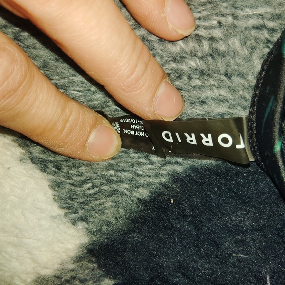 Torrid Black and Green One Piece Swimsuit - Picture 13 of 14